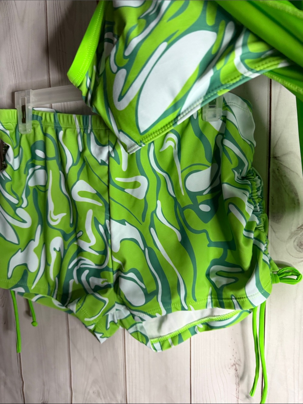 Women's Neon Green Flounce Tankini and shorts swim suit 2xl-1144 - Picture 3 of 10